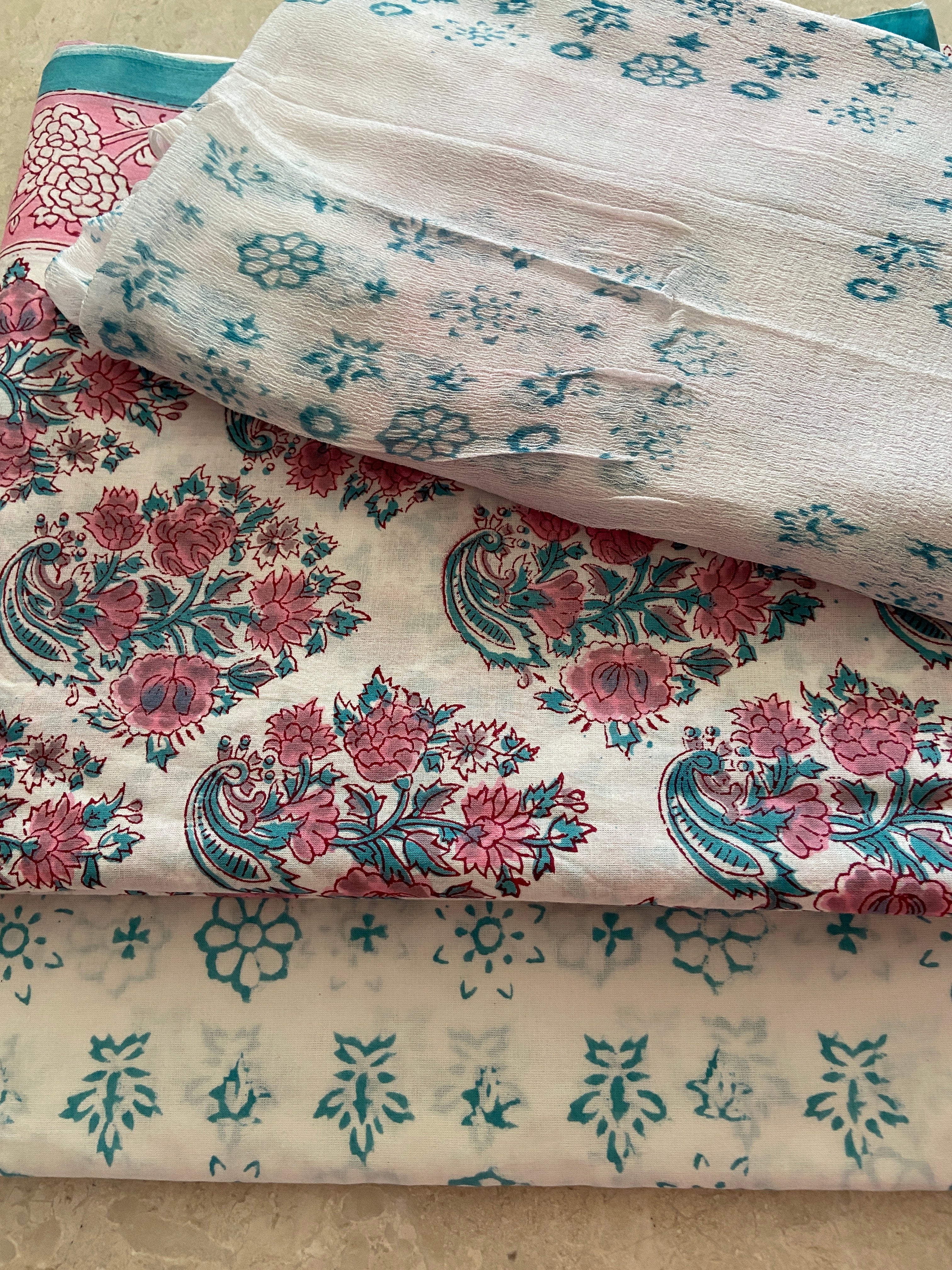 Unstitched Cotton Suit piece with Chiffon dupatta 3 piece set - Charming Chiffon