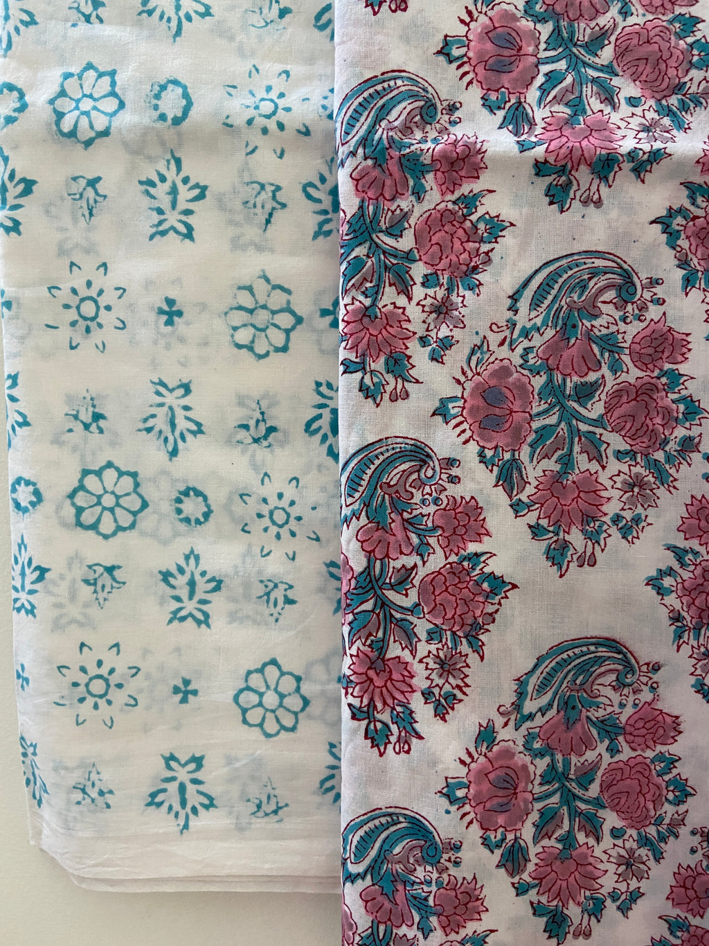 Unstitched Cotton Suit piece with Chiffon dupatta 3 piece set - Charming Chiffon