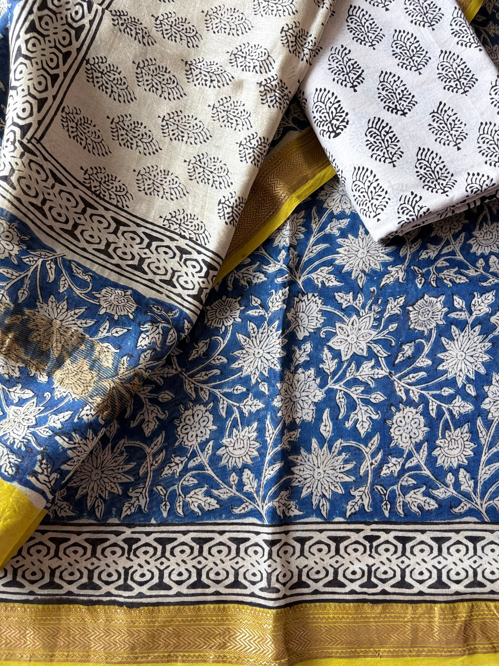 Unstitched Maheswari kurta piece with Maheswari dupatta and cotton pant fabric 3 piece set - Blue Pointed Flowers