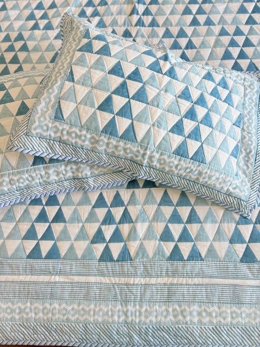 Bed Cover - Pyramid