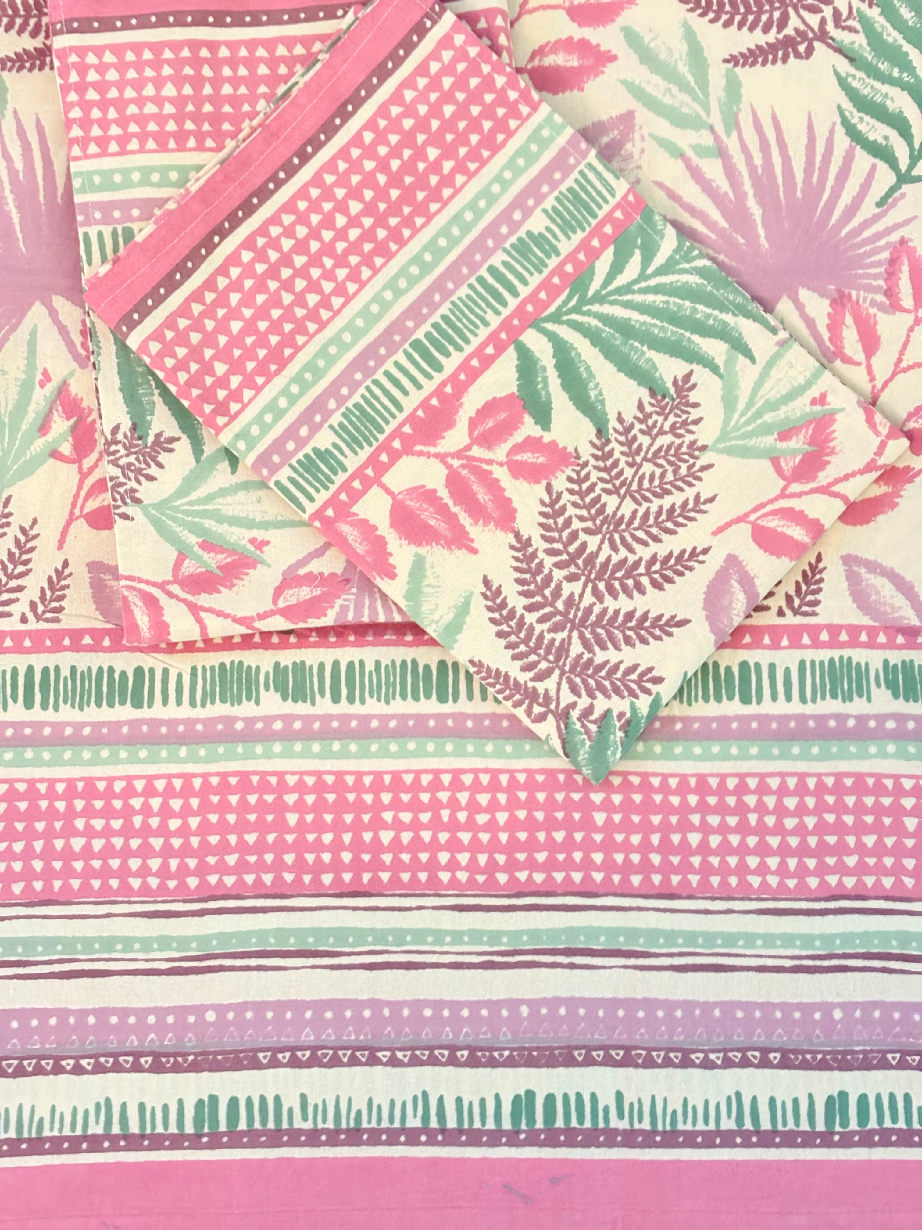 Pink Big leaf design Screen print bedsheet